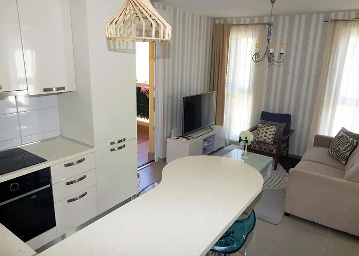 4 Apartment