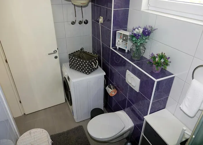 Apartment 4